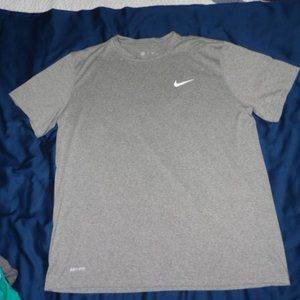 Nike tee